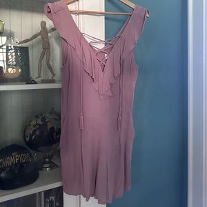 KENDAL + KYLIE Mauve Ruffle Lace up Romper